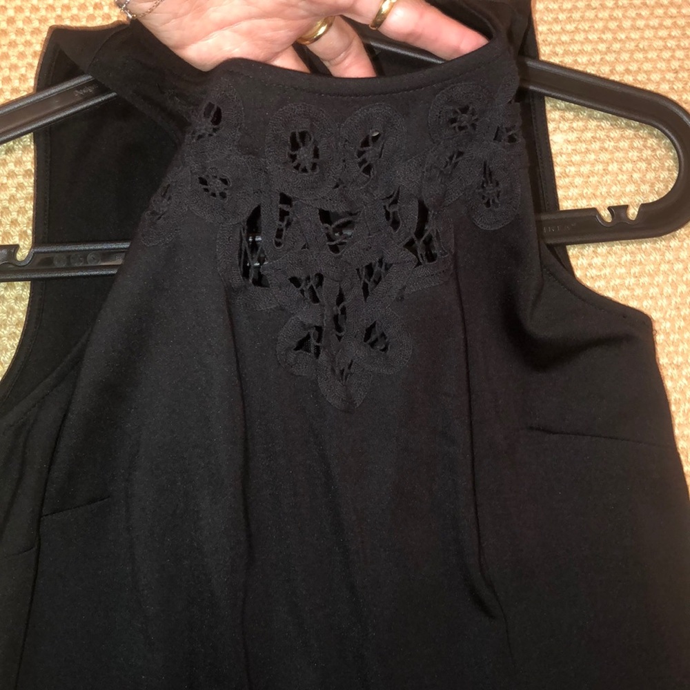 Ann Taylor Black Slvless Dress size 6